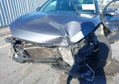 2018 Hyundai Tucson Value z USA, uszkodzony, nr VIN KM8J33A24JU683646